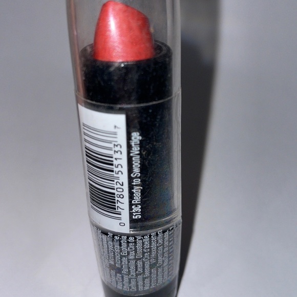Wet n Wild lipstick - Picture 2 of 2